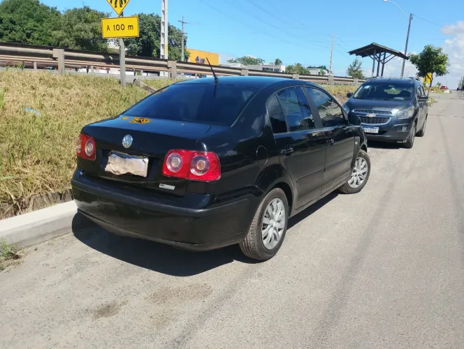 Volkswagen Polo Sedan 1.6 MI Total Flex 8V 4P 2009