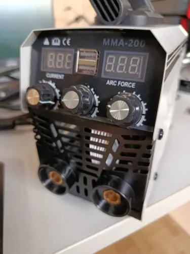Máquina de solda MMA200 220V