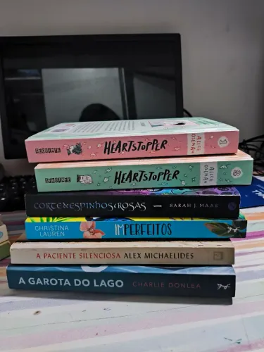Livros usados (preço varia)