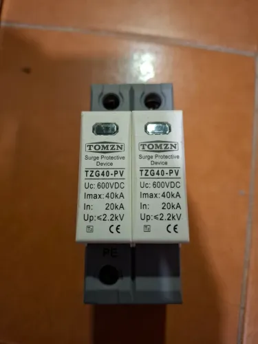 Protetor de surto DPS Fotovoltaico DC TOMZN 600V 40kA para Sistema Solar