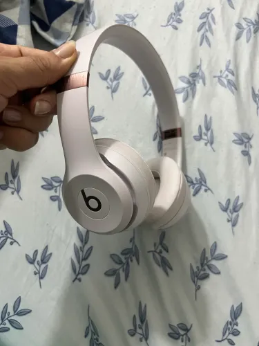 Beats Solo 4 