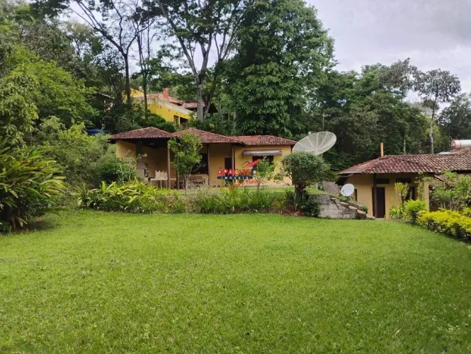 Chácara à venda em Ponte Nova (Quintas Passatempo)  4 quartos, churrasqueira