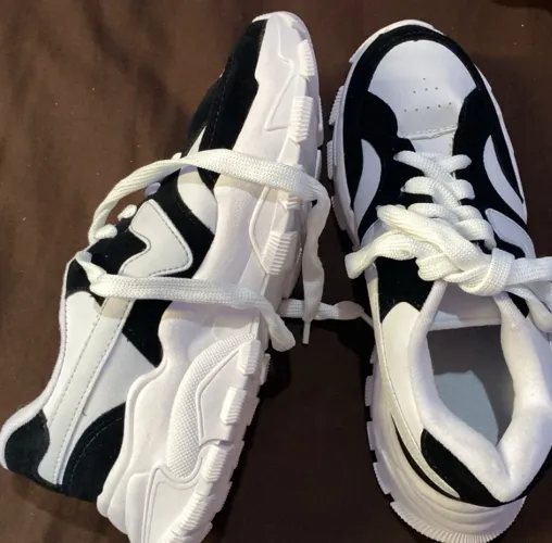 Tenis
