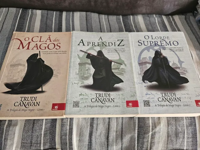 Trilogia Do Mago Negro (completa - 3 Livros) - Trudi Canavan