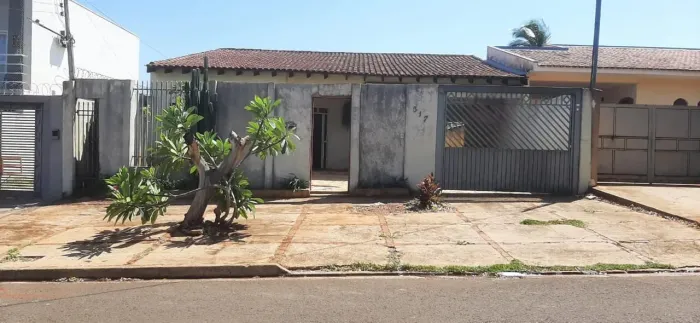 Casa Térrea à venda, 4 quartos, 1 suíte, 5 vagas, Monte Castelo - Campo Grande/MS