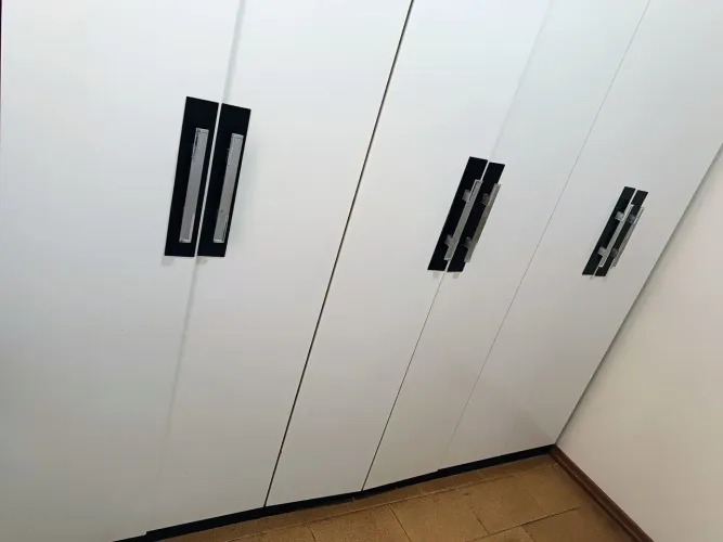 Guarda Roupas 6 portas Branco