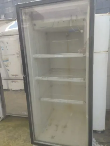 Geladeira Expositora