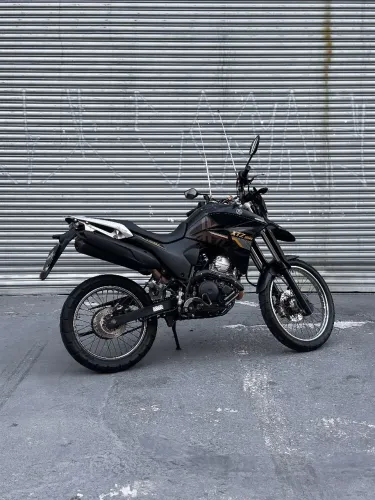 XTZ Lander 250 - Único dono