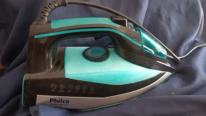 Ferro a vapor - Philco - 220v