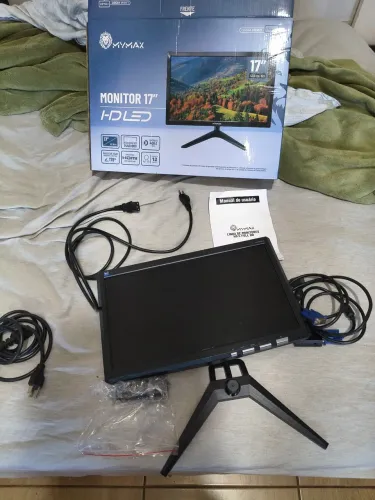 Monitor 17"