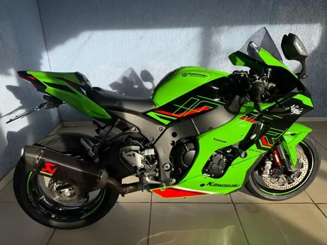 ZX10R - 2023 + Escape Akrapovic