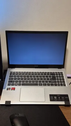 Notebook Acer A315-24P-R611