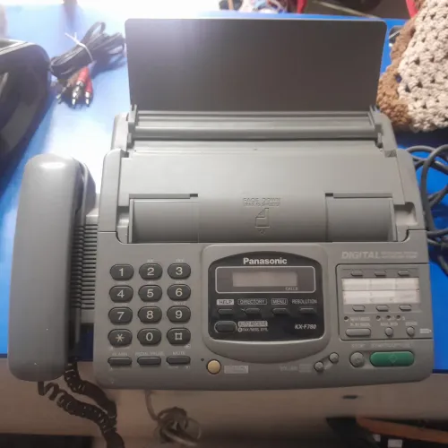 FAX PANASONIC KX-F780.