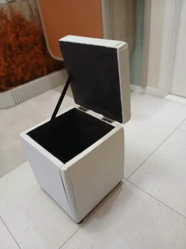 Banco Baú quadrado Branco