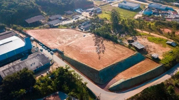 Excelente terreno com 6.126,00 m² de área no bairro Gaspar Mirim em Gaspar!