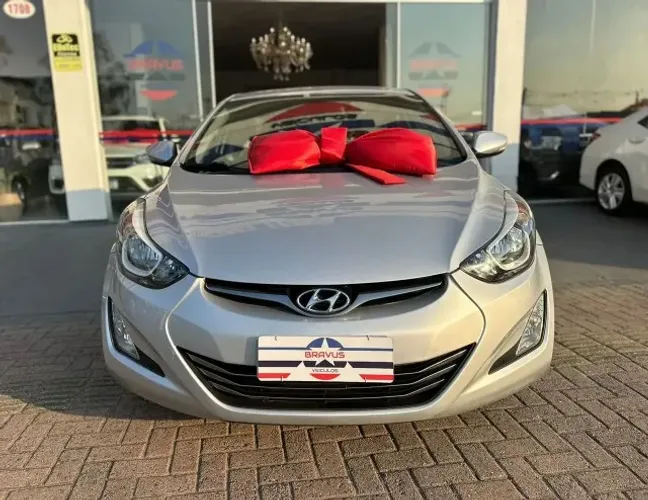 Hyundai Elantra GLS 2.0 16V Flex Aut. 2016