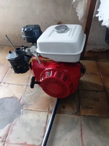Rabeta de 11 hps marca Honda