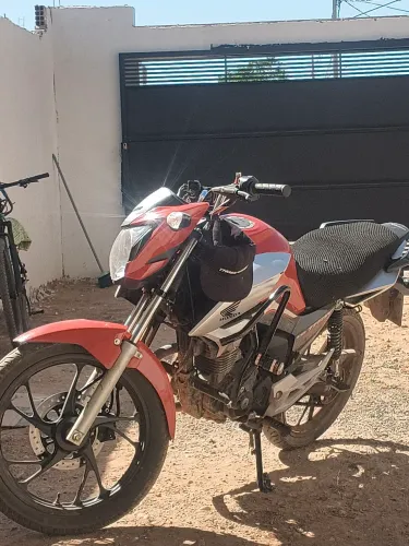Vendo Titan 160 2023