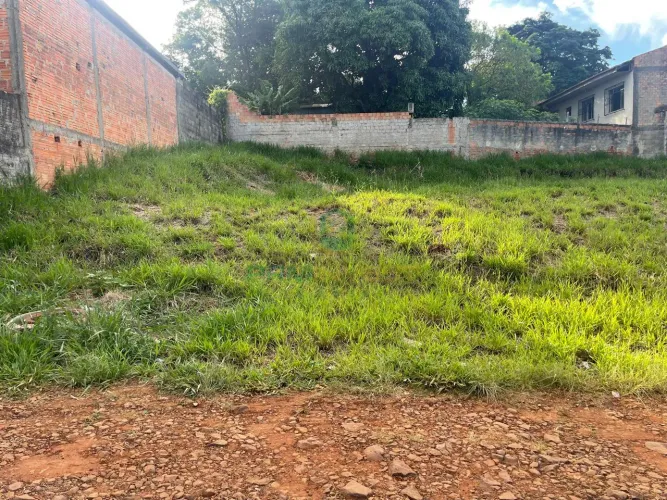 VENDA DE TERRENO 150 M² (SOMENTE O TERRENO) DOCUMENTADO, COM PLANTA APROVADA NA PREFEITURA