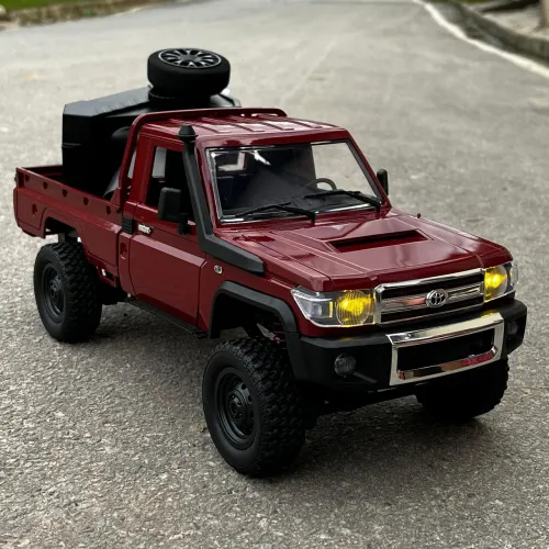 Picape Toyota Land Cruiser MN82 RC Off-Road 1:12 ? 4WD - Controle Proporcional - 8 km/h