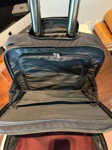 Mala Samsonite para notebook com rodinhas - executiva, nylon preto