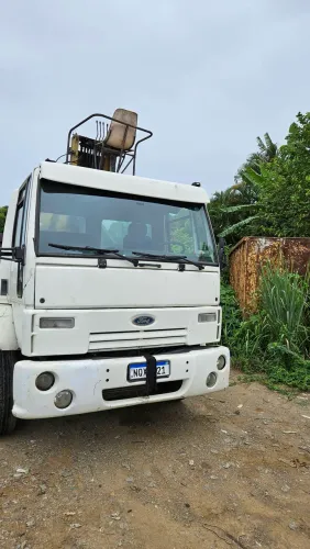 Ford cargo 1517e 2010