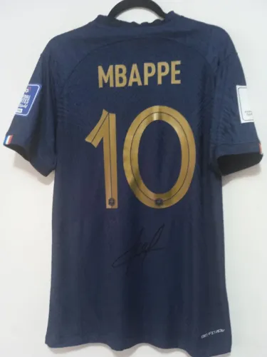 Camisa Franca Final Copa Mundo 2022 #10 Mbappe Jogo Autografada Certificada