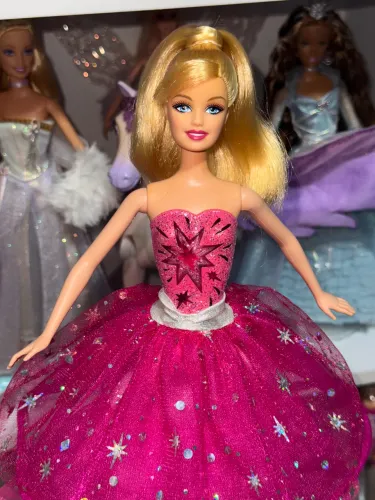 (RESERVADO) Boneca Barbie Moda e Magia - Mattel