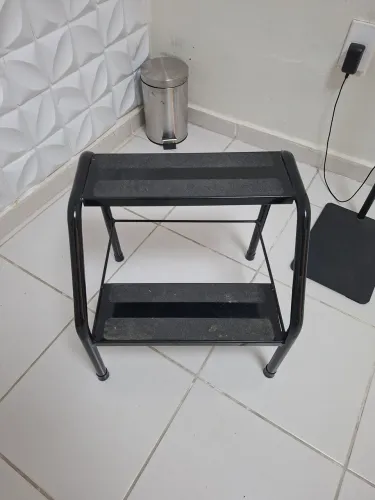 Escadinha auxiliar para maca