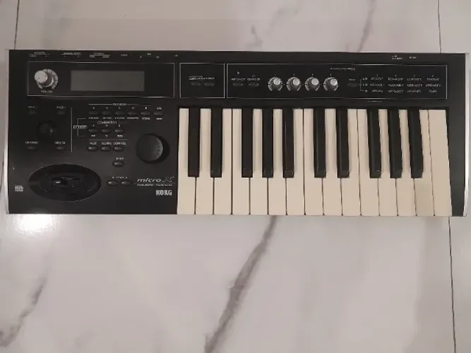 Teclado korg micro x