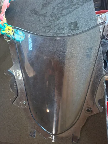 BOLHA YAMAHA YZF-R3 2023