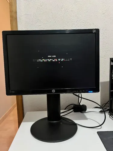 Monitor HP giratório 60hz 19pol