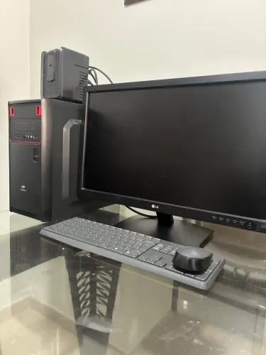 Computador completo i7 / 16GB / SSD + HD / Monitor LG 23? / Wi-Fi 