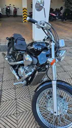 HONDA SHADOW 600 VT IMPECÁVEL - BAIXO KM - OPORTUNIDADE 