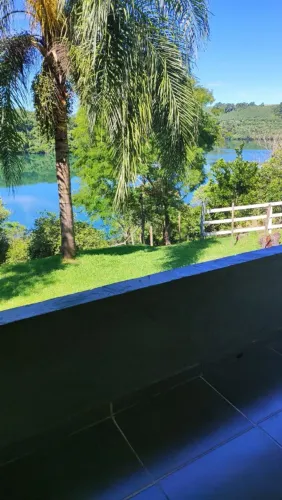 Chácara beira lago três Barras do Paraná