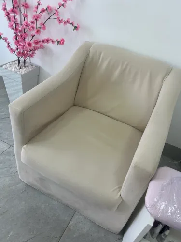Poltrona semi nova
