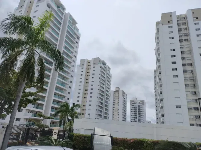 Le Boulevard / Dom Pedro / 9 8 1 0 6 3 2 3 1