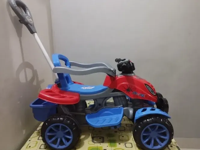 quadriciclo infantil 