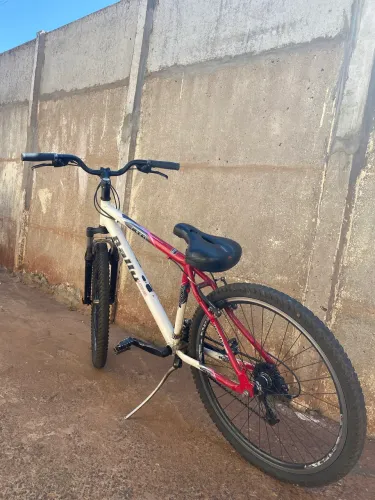 Bicicleta MTB
