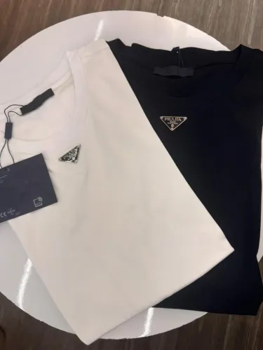 Camiseta Prada 