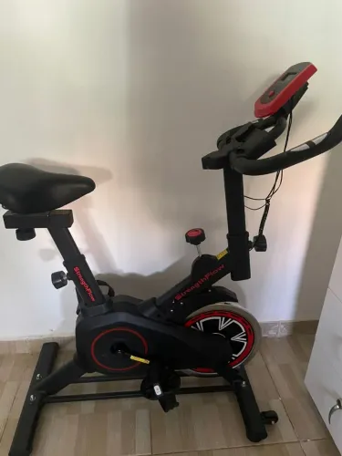 Vende-se bicicleta ergométrica
