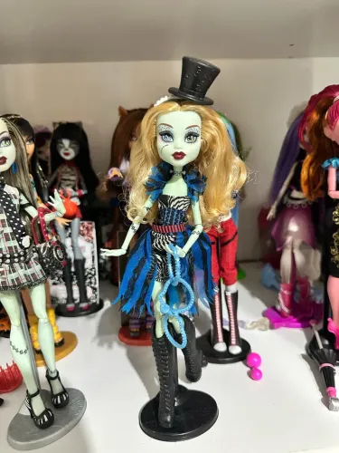 boneca monster high frankie stein freak du chic