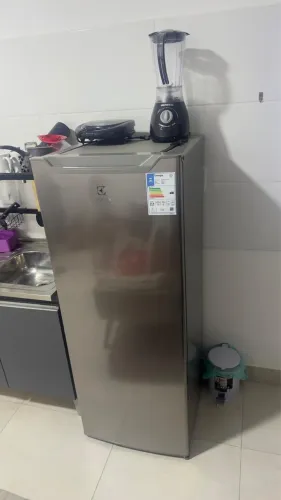 Geladeira Eletrolux 213 L - 127 V
