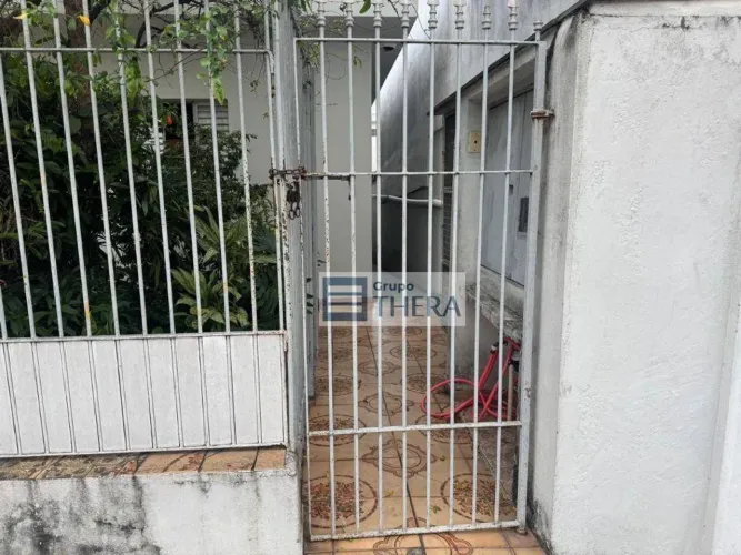 Casa com 1 dormitório para alugar, 42 m² por R$ 1.200,00/mês - Vila Camilópolis - Santo An