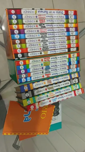 Coleção Diário De Um Banana - 19 Livros + 2 Pôsteres Brinde (Novos / Nunca Lidos)