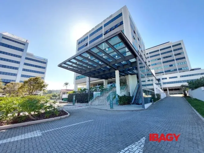 Oportunidade! Salas/Conjuntos em João Paulo - Florianópolis