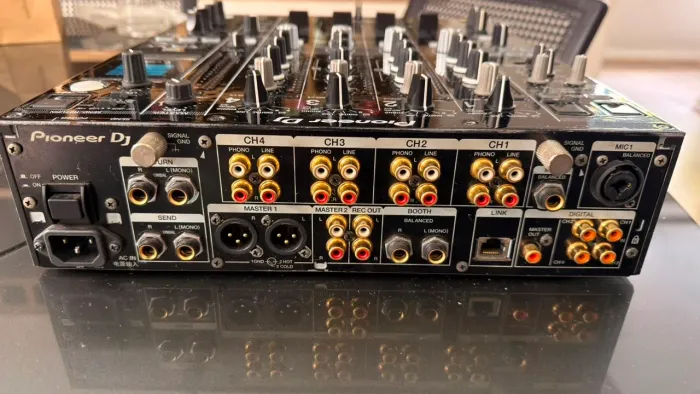Mixer Djm 900 nexus 2