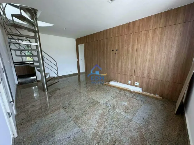 Cobertura 3 Quartos com Suíte e 3 Vagas para Alugar no Padre Eustáquio 180 m²
