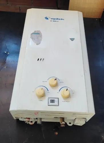 Aquecedor a Gás Analogico Equibras 1800 15 Litros