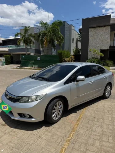 Honda Civic Sedan LXR 2.0 Flexone 16V Aut. 4P 2014